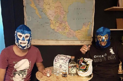 Lucha libre y mezcal