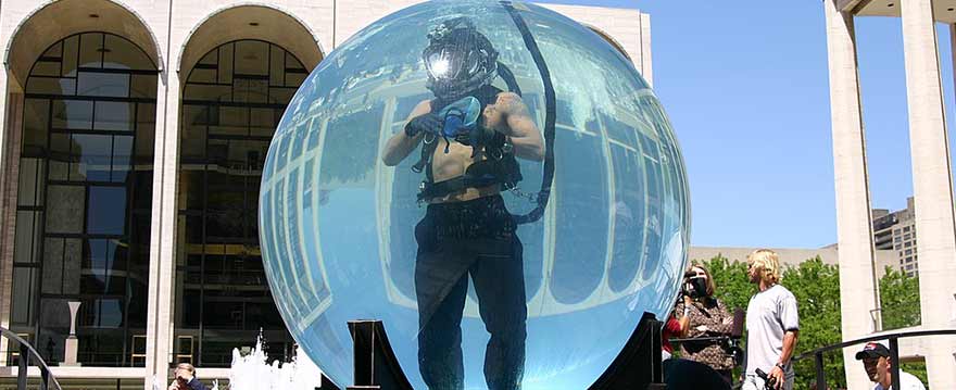 David Blaine magician in water tank